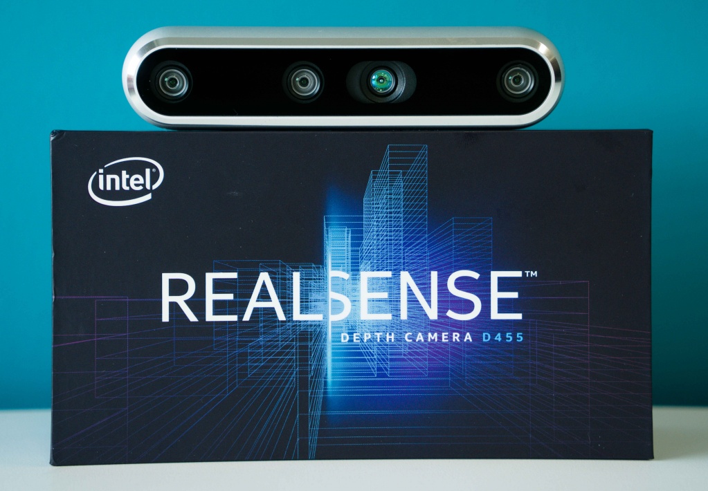 Новая 3D-камера Intel® RealSense™ D455